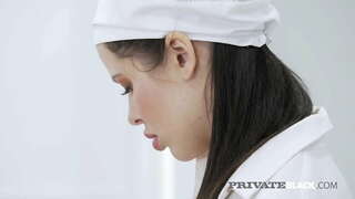 Dahar kaluar di dapur! Pinapsueun babeh Cassie Seuneu pleased jeung nu BBC daging, nyandak eta jero dina pussy nya nepi ka éta waktu keur sababaraha anal! Ngaraosan! Full Sintreuk &amp;amp; 1000s Leuwih di PrivateBlack.com!