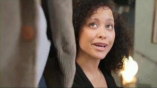 Mia Austin gettin izany eo amin&#039;ny reniny ny lehilahy