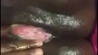 - Logħob wit dat taċ-ċikkulata, latina