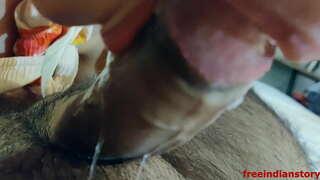 ���ಾರತೀಯ gf ನೀಡುವ ಬಾಯಿಯಿಂದ ಜುಂಬು ತನ್ನ bf ಒಂದು ಹೋಟೆಲ್ ಕೋಣೆಯಲ್ಲಿ ಸ್ಪಷ್ಟ ಹಿಂದಿ ಧ್ವನಿ